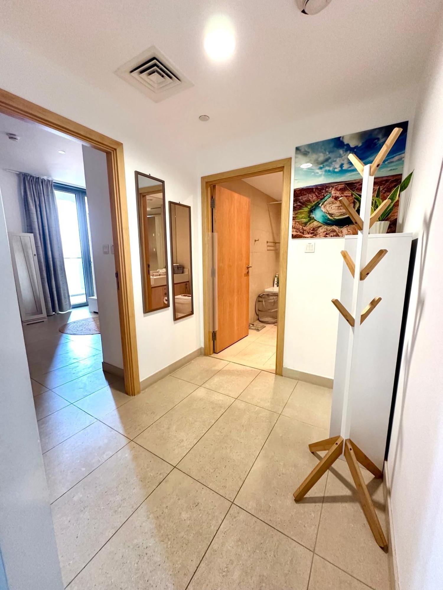 2br - Al Zeina Community, Al Raha - 5 Minutes From Zayed Int'l Airport, Yas Island, Etihad Arena, Etihad Park Apartment Abu Dhabi